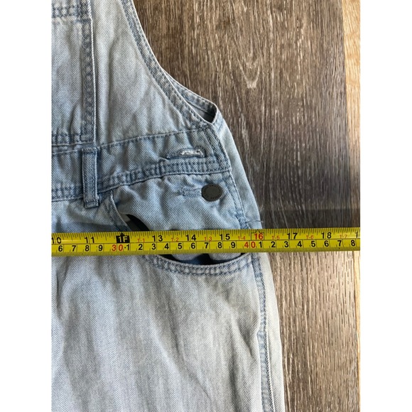 Universal Thread Womens Light Wash Herringbone Denim Overalls Size 2 Blue - Picture 5 of 8